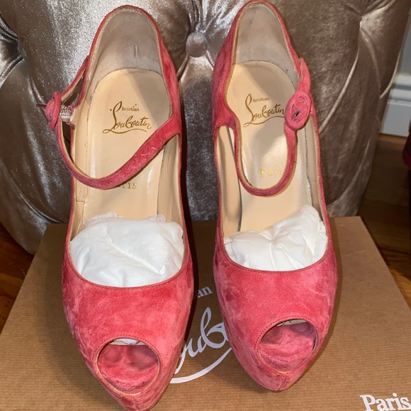 Louboutin high heel limited edition! - Picture 3 of 3